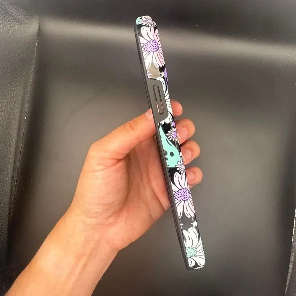 Ghost flowers phone